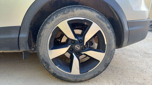 Nissan Qashqai 1.2 DIG-T 115 - N-Connecta – 2016 – 105485 km – Essence – Boîte Manuelle — photo 6