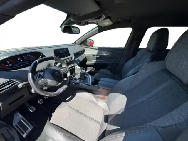 Peugeot 5008 1.2 puretech 130ch s&amp;s gt line — photo 10