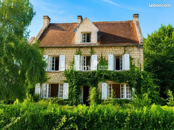 Propriété 8 pièces 179 m²