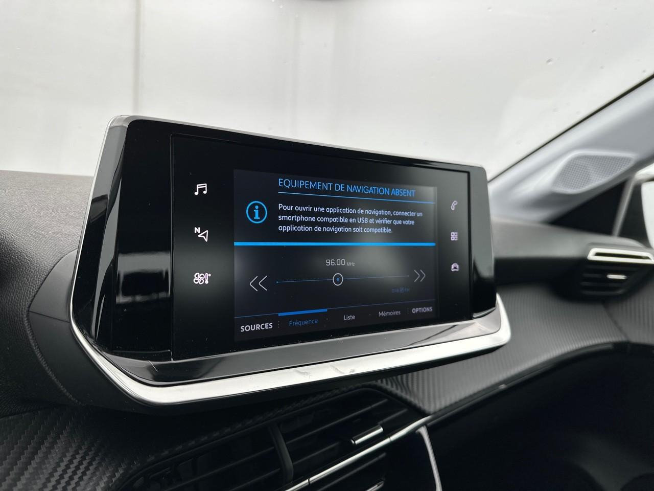 Peugeot 208 puretech 100 s&s eat8 active pack — photo 10