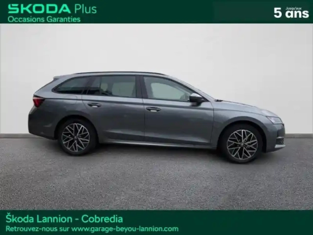 Skoda Octavia combi 2.0 tdi scr 150ch selection dsg7 — photo 4