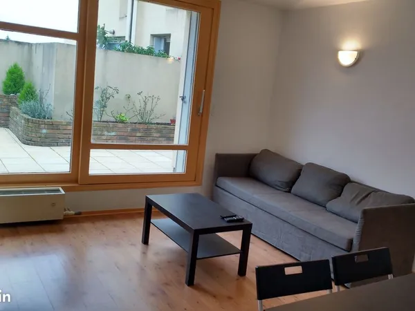 Chambres pour étudiante ou jeune active - Cergy