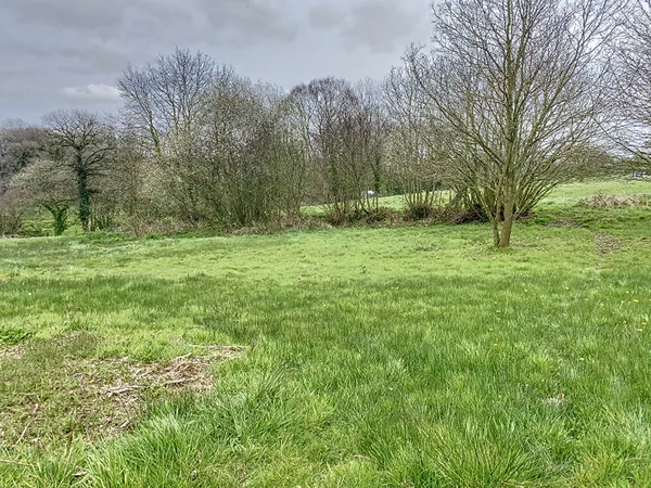 Terrain 732 m²