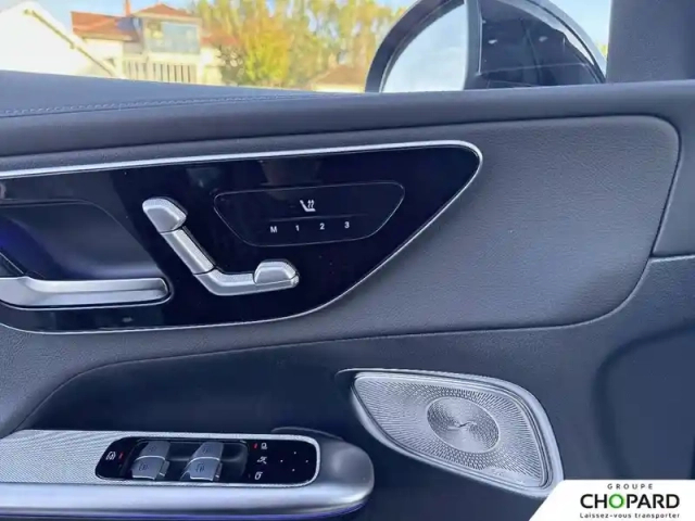 Mercedes Glc coupe 300 d e hybrid eq 9g-tronic 4matic — photo 21