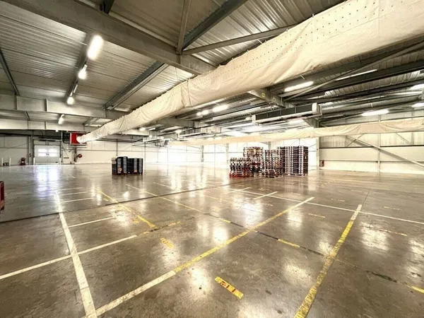 ENTREPOT - LOGISTIQUE à LOUER