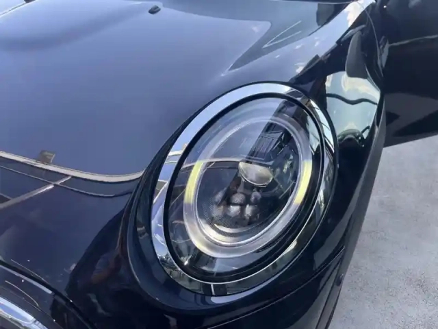 Mini Mini 5 portes cooper 136ch edition premium plus bva7 — photo 10