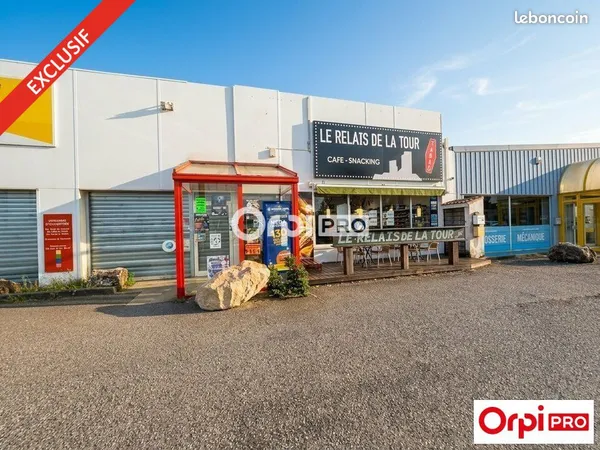 Local commercial 127 m²