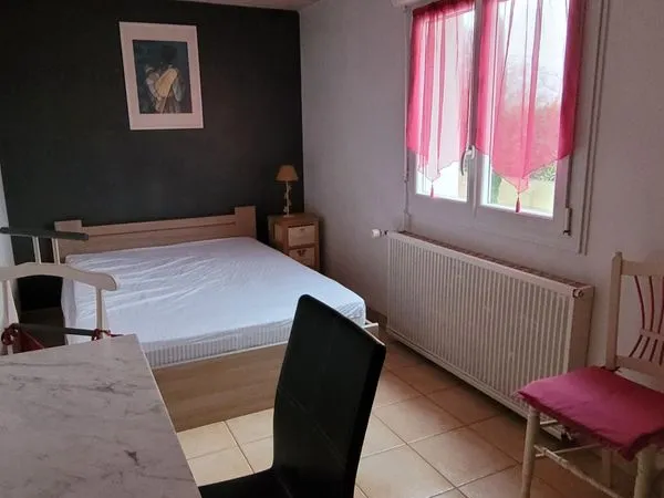 Chambre meublée avec cuisine étudiant ou alternance