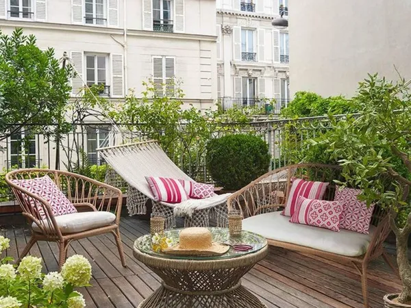 Paris 17° 2/3 pièces immeuble récent avec terrasse au calme
