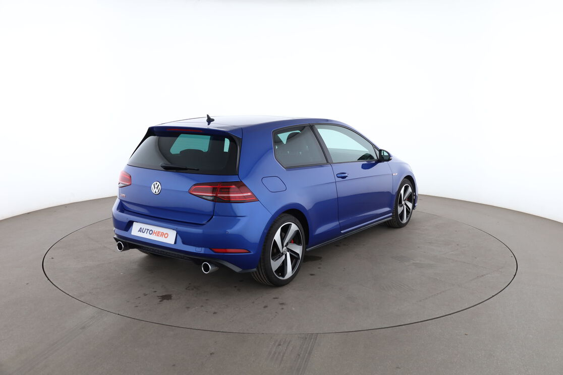Volkswagen Golf VII 2.0 TSI BlueMotion Tech GTI Performance DSG7 — photo 5
