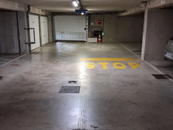 Parking à vendre