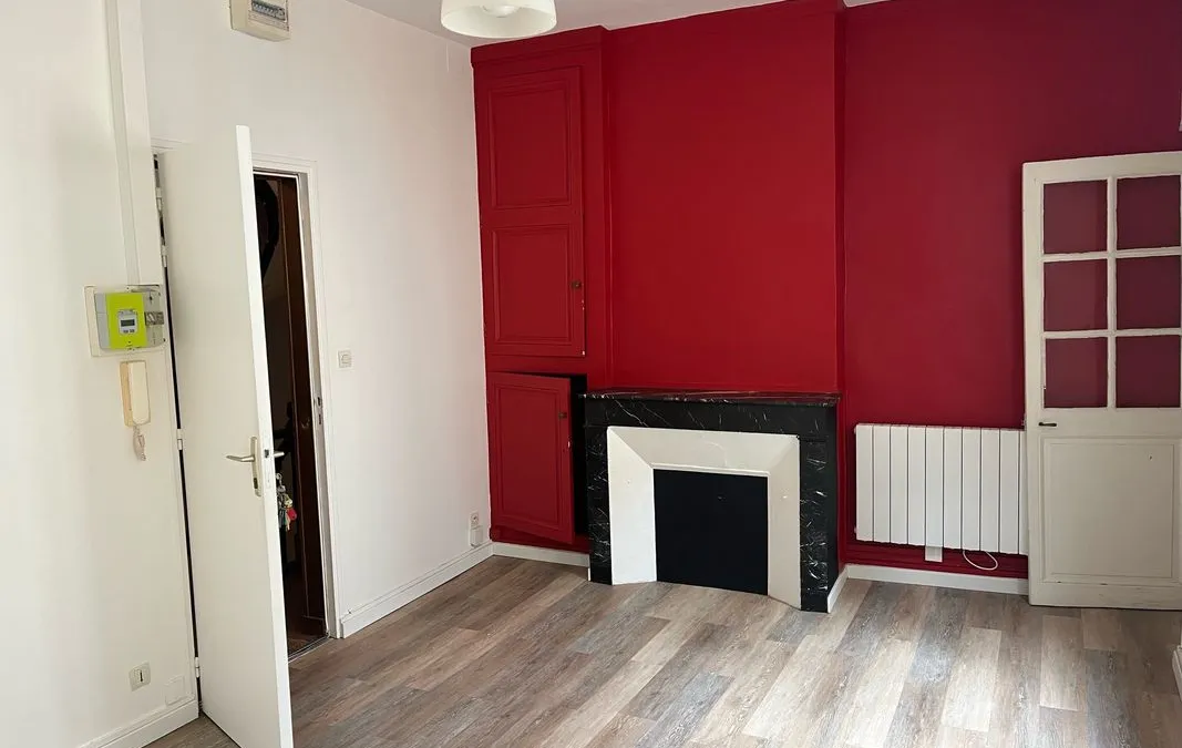 Photo 1