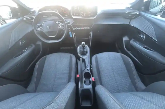 Peugeot 208 100 s&amp;s bvm6 — photo 12