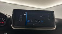 Peugeot 208 1.2 PureTech 100ch S&S Active — photo 28