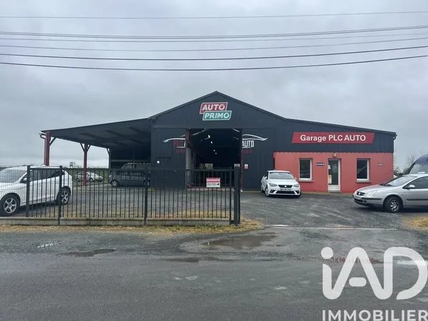 Local commercial 700 m²