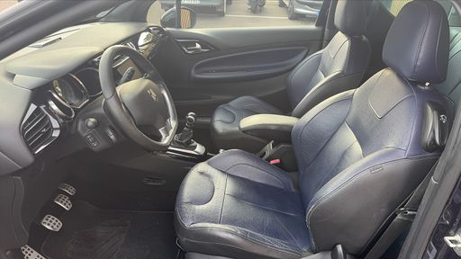 Citroen DS3 1.6 BlueHDi 120 - Sport Chic – 2015 – 125399 km – Diesel – Boîte Manuelle — photo 11