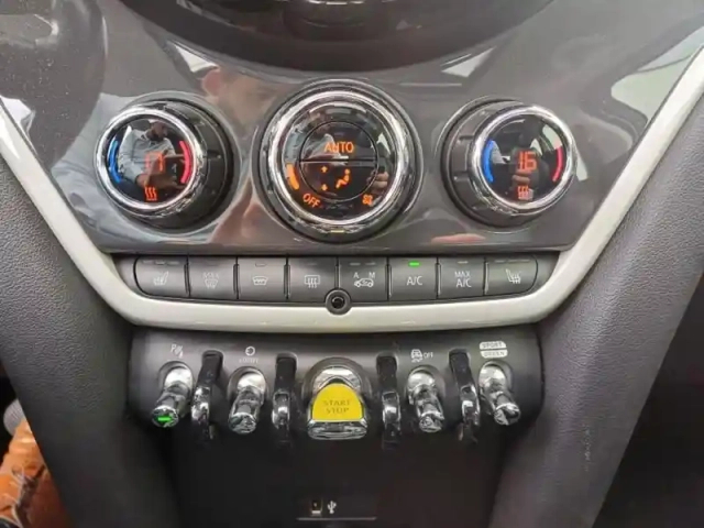 Mini Countryman cooper se 136ch + 88ch exquisite all4 bva — photo 11