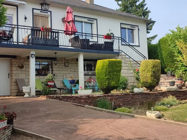 Propriété 6 pièces 137 m²