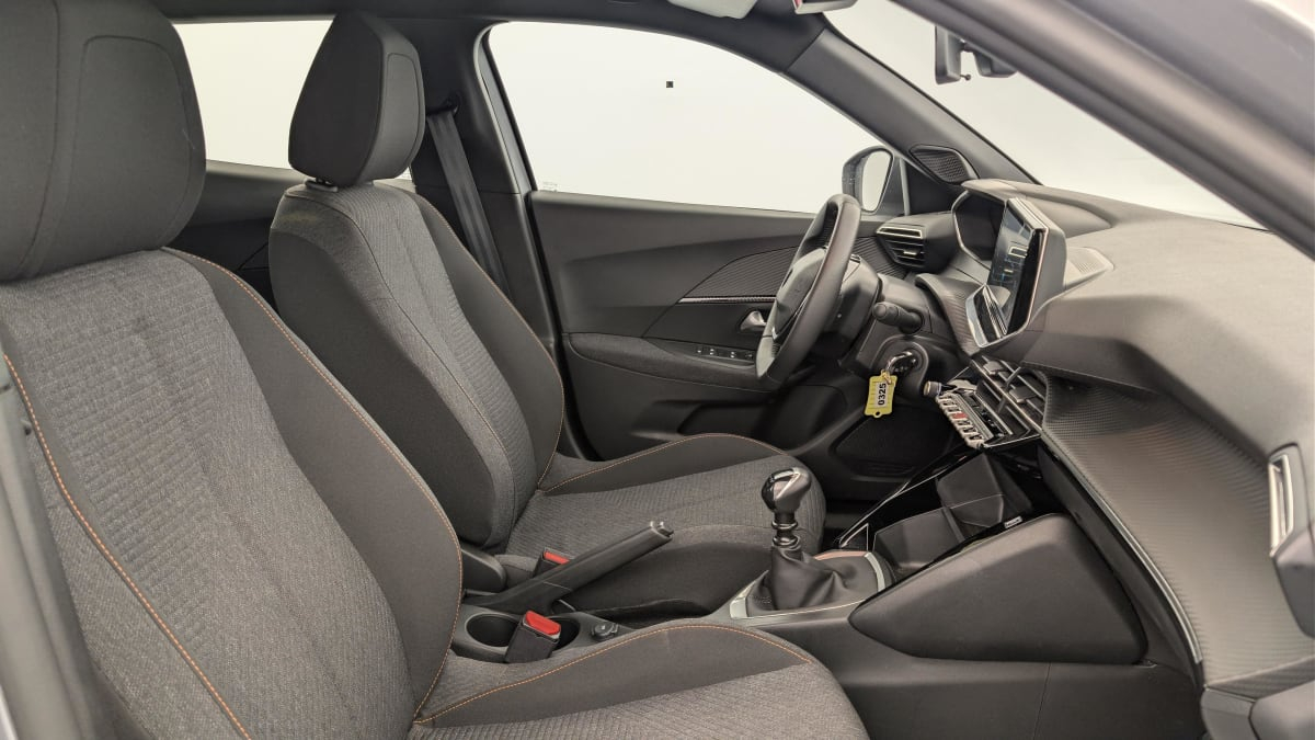 Peugeot 2008 — photo 9