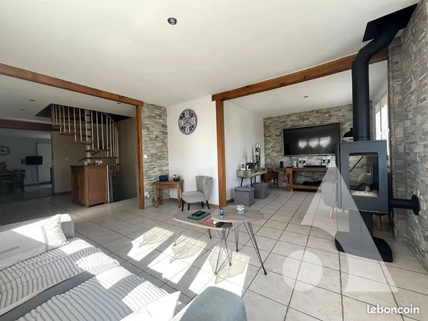 Maison 6 pièces 123 m²