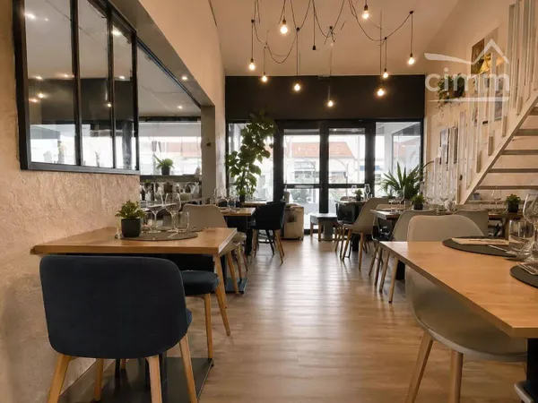 Boutique 220 m²