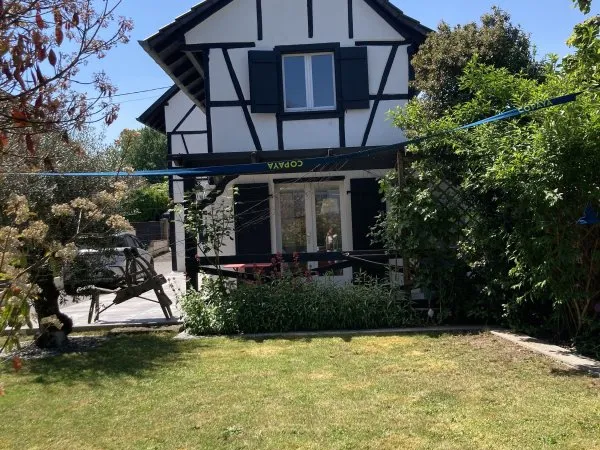 Vends maison avec jardin aménagé