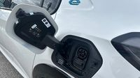 Peugeot 208 e-208 136ch GT — photo 12