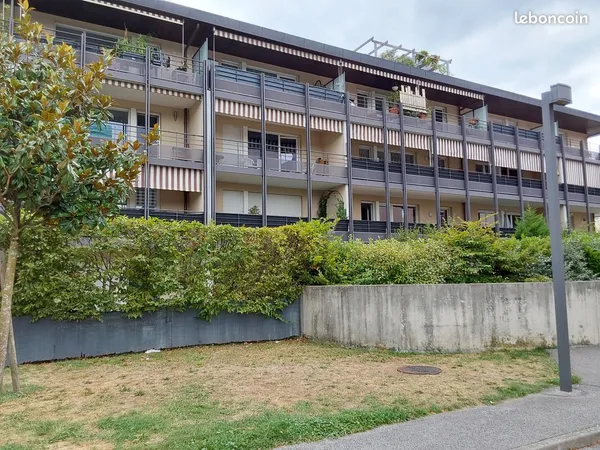 Location t3 reignier proche centre ville