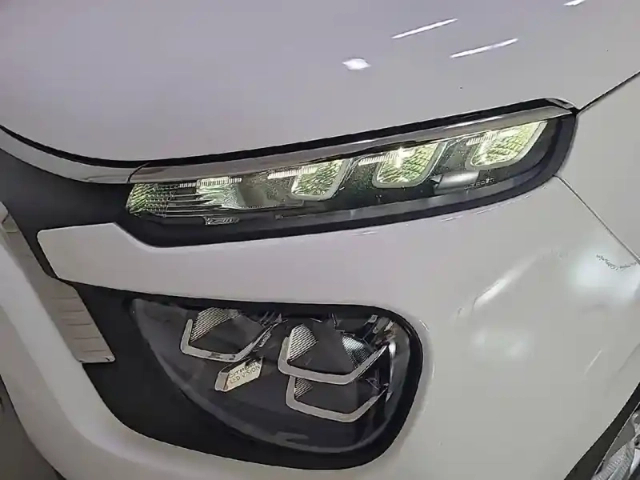 Citroën C3 bluehdi 100 s&amp;s bvm6 — photo 44