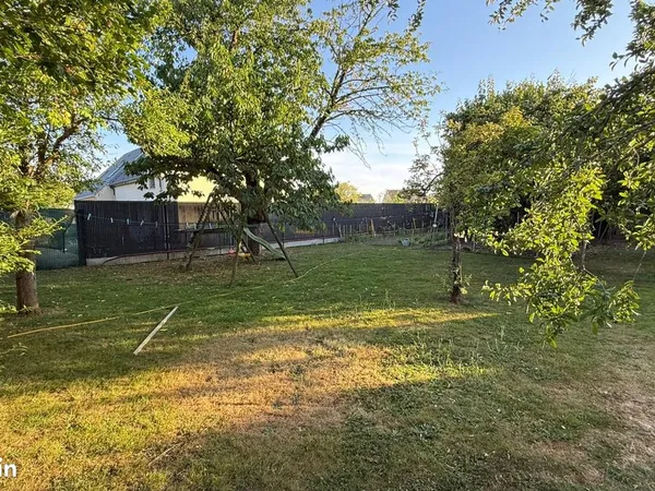 Terrain 686m²