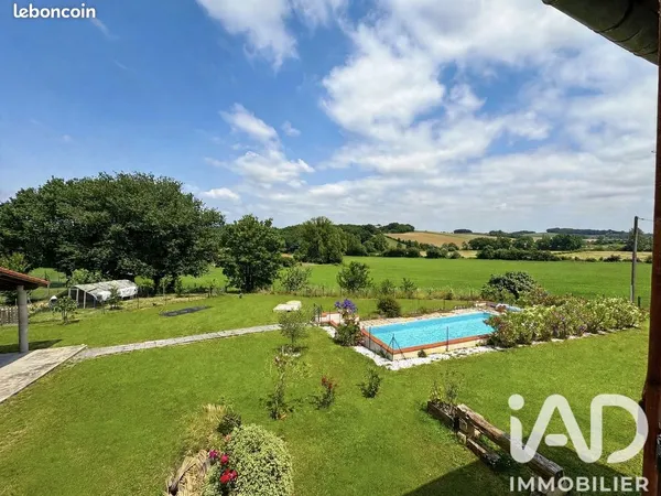 Maison familiale 6 pièces 160 m²