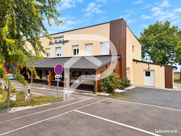 Restaurant 319 m² JONCHERY