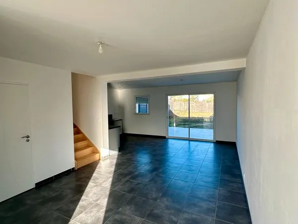 Maison récente de 80 m² avec garage - Emplacement idéal