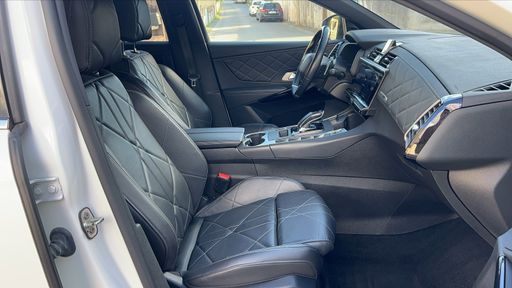 DS DS7 Crossback 1.5 BlueHDi 130 EAT8 - Grand Chic – 2021 – 155113 km – Diesel – Boîte Automatique — photo 16