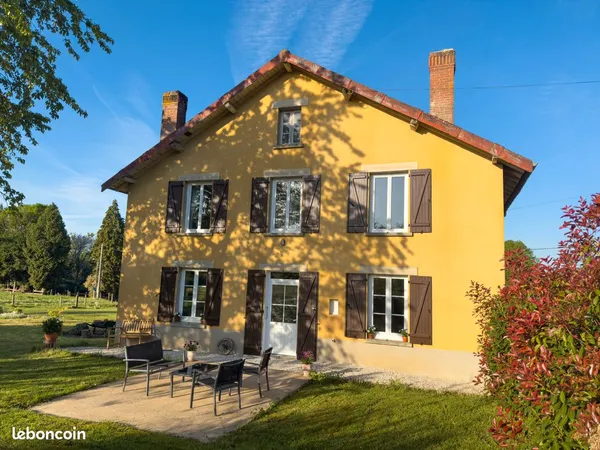 Maison en pierre env. 90 m² avec grange attenante 100 m² - terrain 2 140 m²