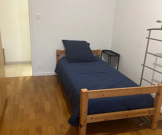 Chambre de 11m2 à louer sur Villeurbanne