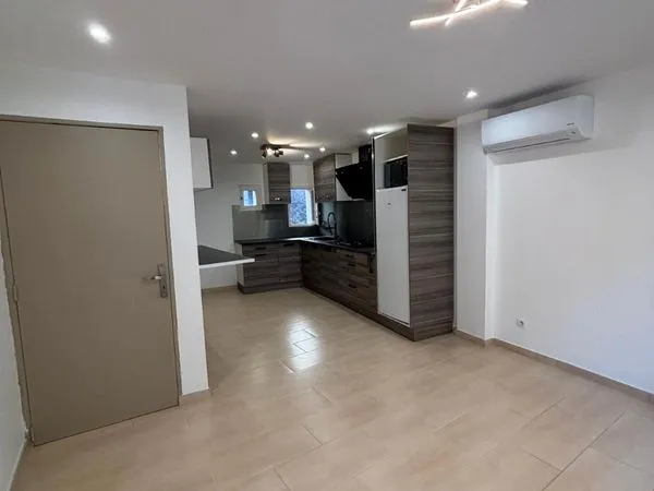 Maison de village T3 50 m2
