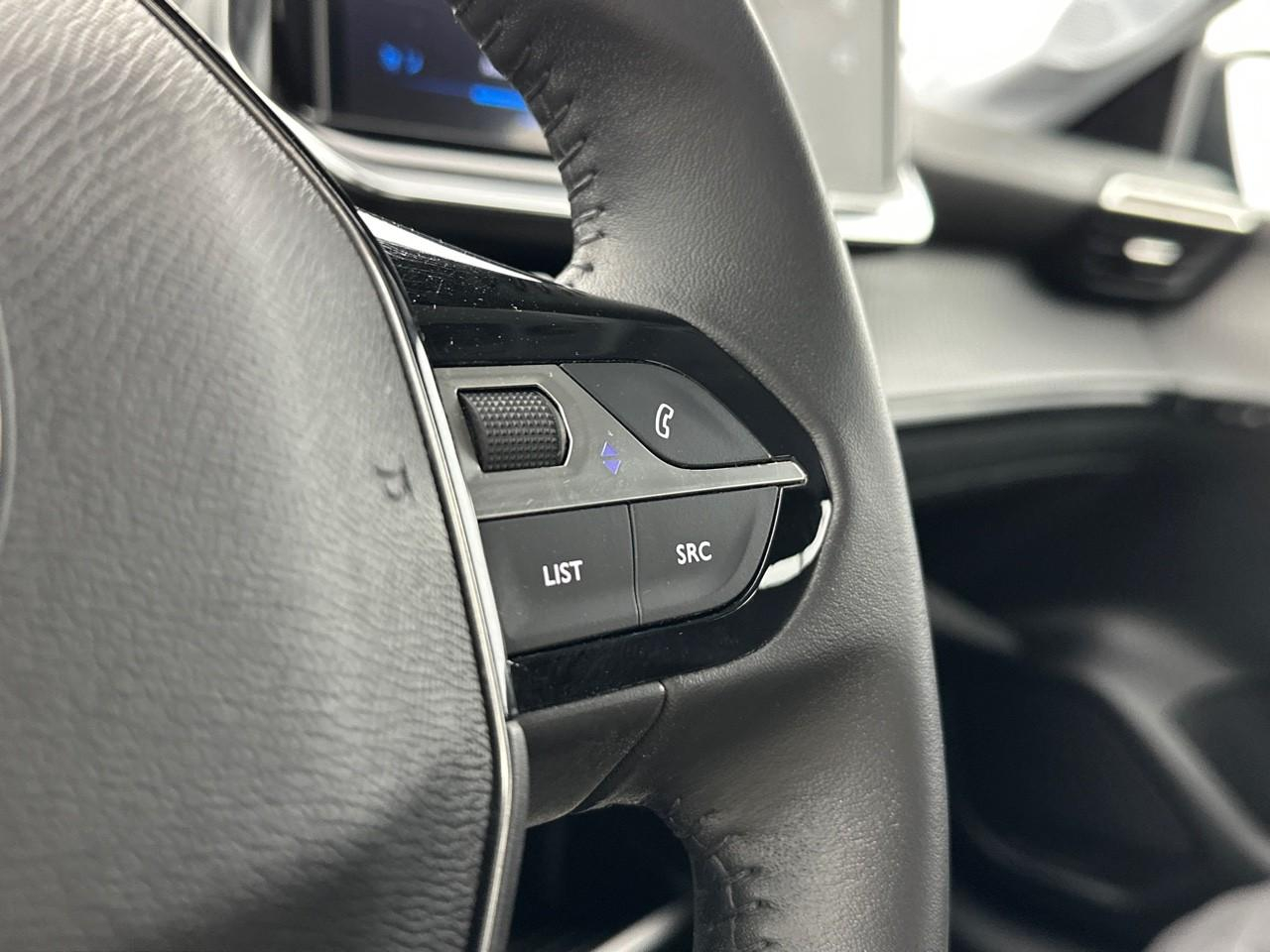Peugeot 208 puretech 100 s&s bvm6 active — photo 18