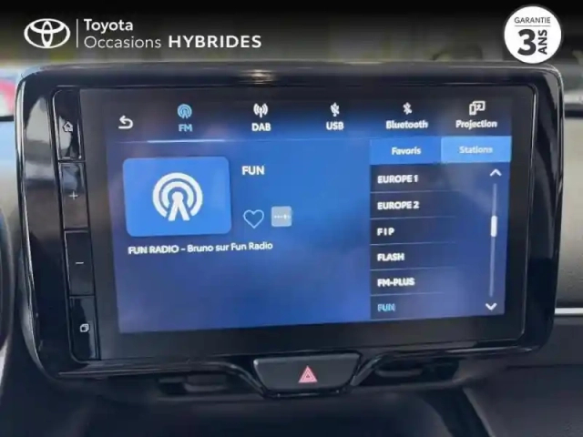 Toyota Yaris cross 116h dynamic mc24 — photo 7