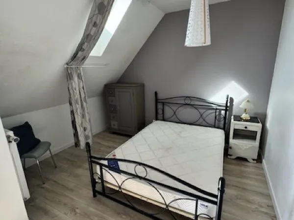 Chambre en colocation dans une maison