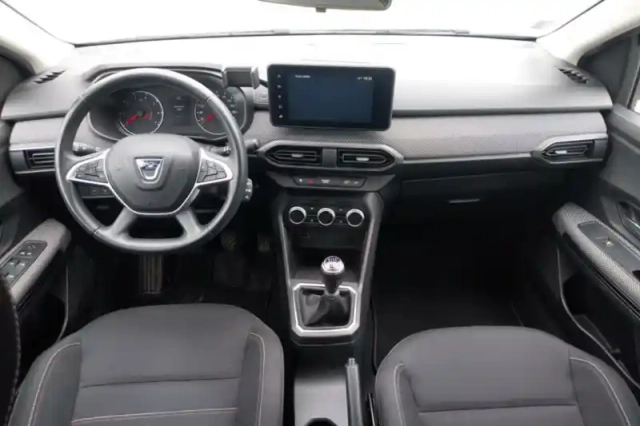 Dacia Jogger eco-g 100 5 places — photo 9