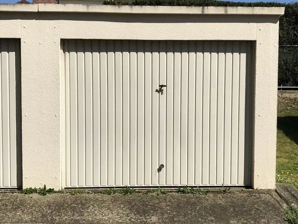Garage à louer