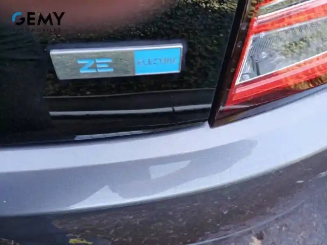 Renault Twingo iii achat intégral - 21 — photo 18