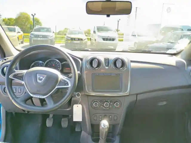 Dacia Sandero eco-g 100 — photo 10