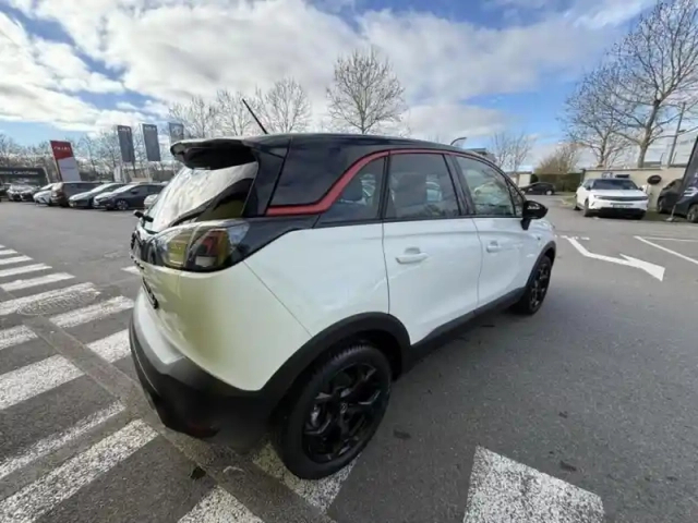 Opel Crossland 1.2 turbo 130ch gs line bva — photo 5
