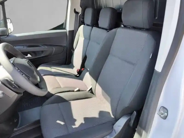 Peugeot Partner e- fgn 136 ch m charg ut maj 54 kwh aut — photo 11