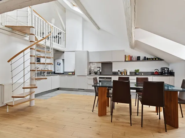 Appartement Saint Germain En Laye 6 pièces - hyper centre - 120 m2