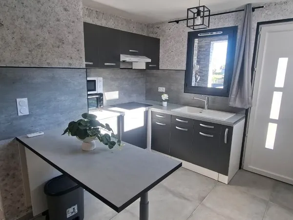 Joli Studio en rez de villa - Jusqu'à fin Mai