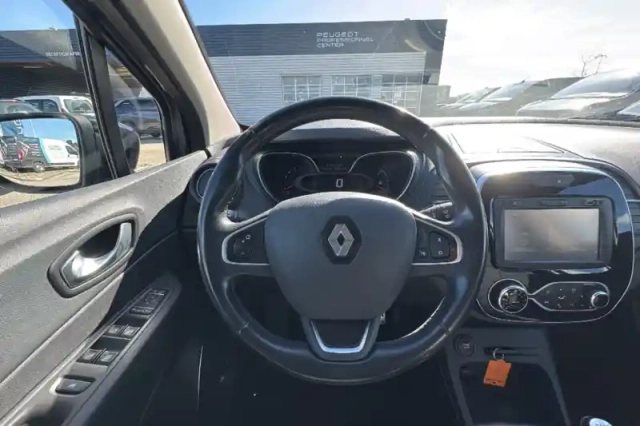 Renault Captur tce 120 energy — photo 12