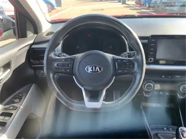 Kia Stonic 1.0 t-gdi 120 ch isg bvm6 — photo 5